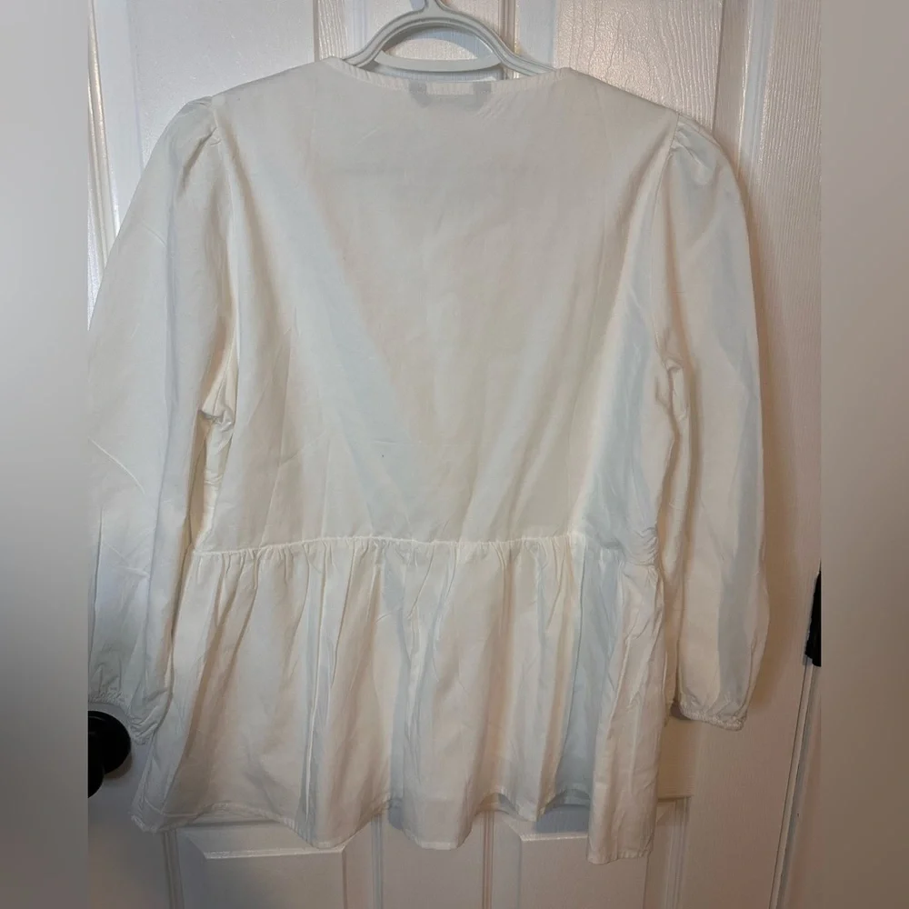 Pretty Garden Chic Ivory Bow-Tie Blouse - Picture 5 of 7